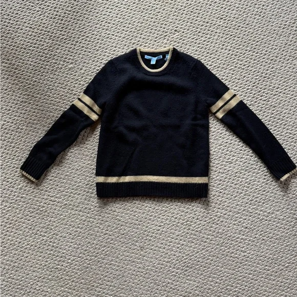Draper James 100% wool spirit sweater in black and gold - Picture 3 of 5